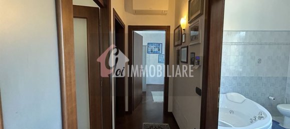 7 rooms Villa in Rivarolo Mantovano, Italy No. 271701 36