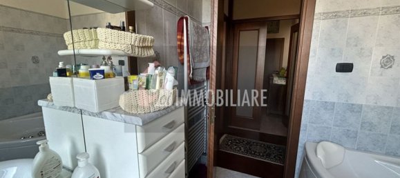 7 rooms Villa in Rivarolo Mantovano, Italy No. 271701 46