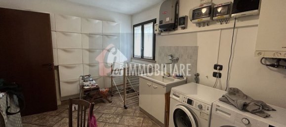 7 rooms Villa in Rivarolo Mantovano, Italy No. 271701 23