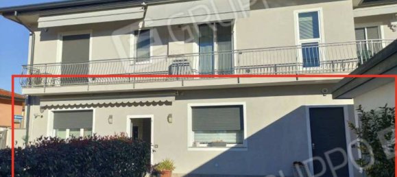 2 bedrooms Villa in Castano Primo, Italy No. 263510 3