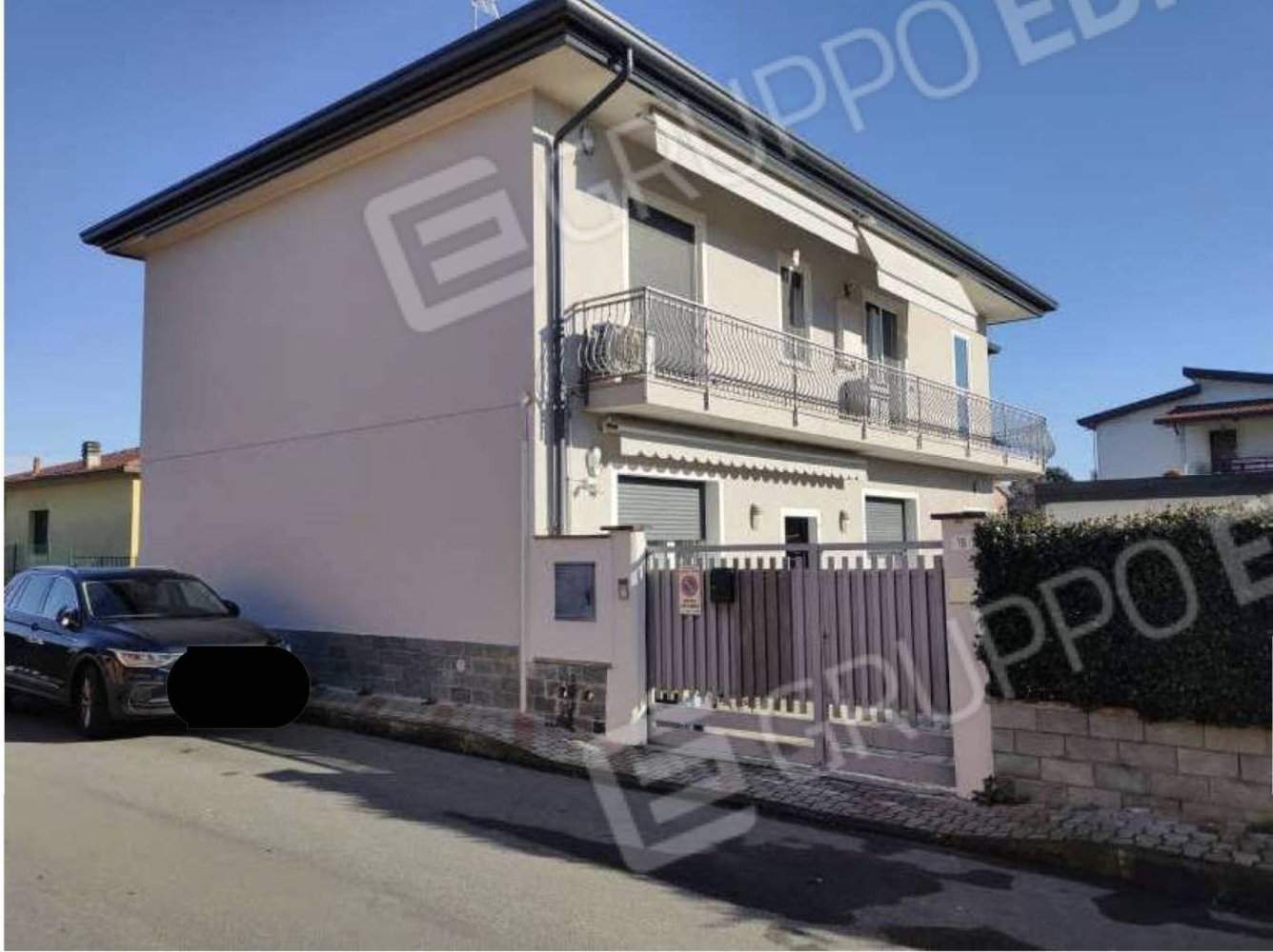 2 bedrooms Villa in Castano Primo, Italy No. 263510