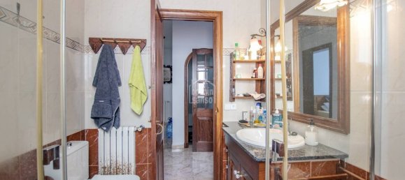 Adosado de 3 dormitorios en Mahon, Spain No. 5099 10