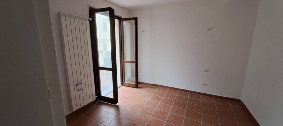 2 rooms Apartment in Cuasso al Monte, Italy No. 48650 3