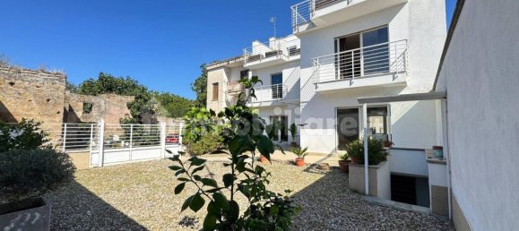 3 bedrooms Villa in Cicciano, Italy No. 354538 3