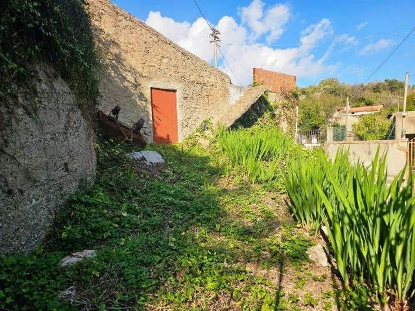 Земельный участок 4677м² в Мессина, Италия № 152206