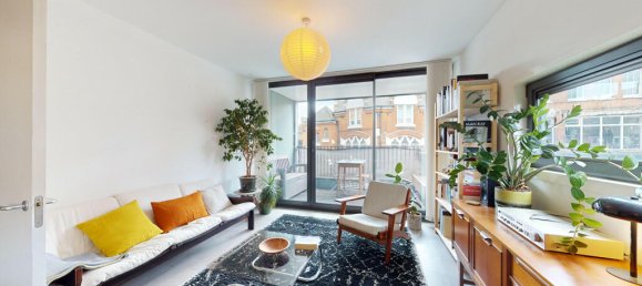 2 bedrooms Apartment in London, United Kingdom No. 4650 2