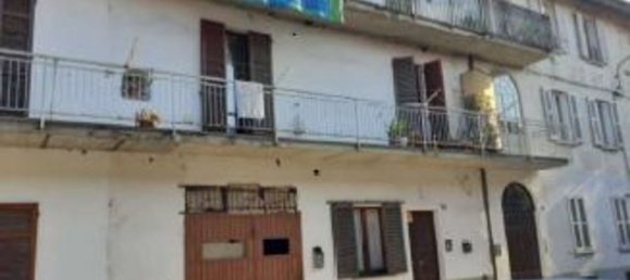 3 rooms House in Besozzo, Italy No. 185083 24