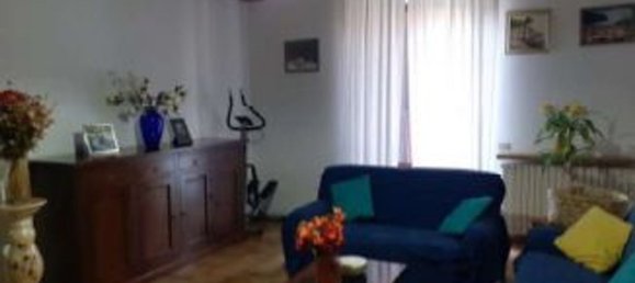3 rooms House in Besozzo, Italy No. 185083 9