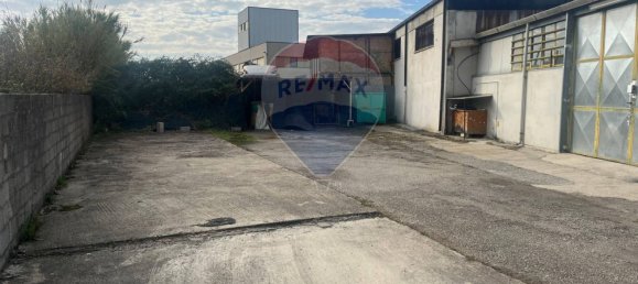 Lagerhaus in San Giovanni Teatino, Italy 1214m², Nr. 90259 9