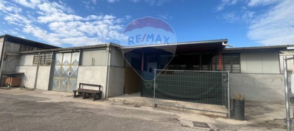 Lagerhaus in San Giovanni Teatino, Italy 1214m², Nr. 90259 6