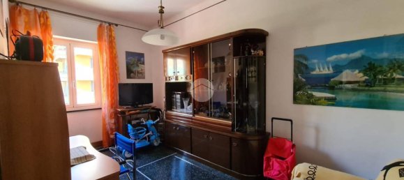 Квартира с 2 спальнями в Генуя, Италия № 176816 12