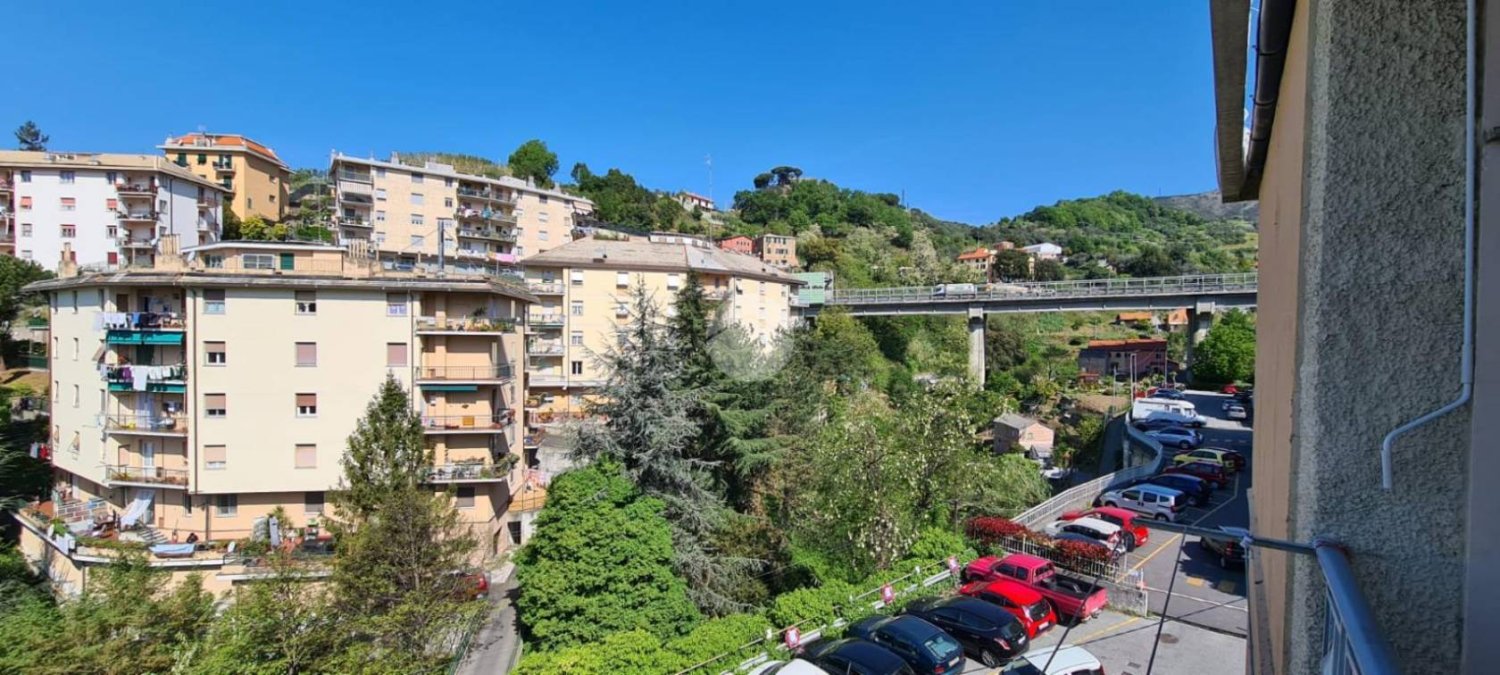 Квартира с 2 спальнями в Генуя, Италия № 176816