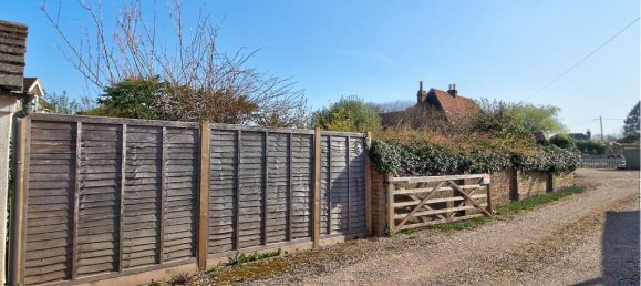 2 bedrooms House in Farnham, United Kingdom No. 10783 6