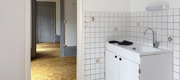 1 bedroom Duplex in Lyon, France No. 339280 4