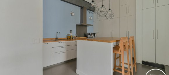 4 bedrooms House in Montreuil, France No. 185736 7