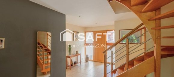 6 bedrooms House in Bruz, France No. 331379 9