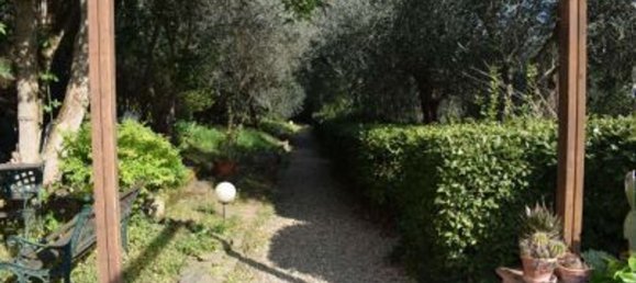 16 rooms Villa in Florence, Italy No. 48066 31