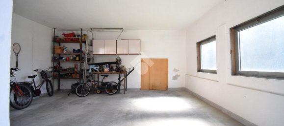 3 rooms Villa in Monza, Italy No. 42223 24