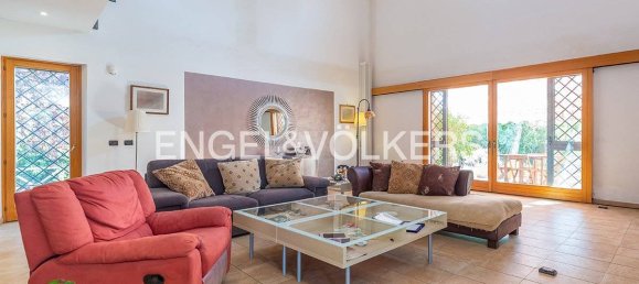 3 bedrooms Villa in Genzano di Roma, Italy No. 102196 4