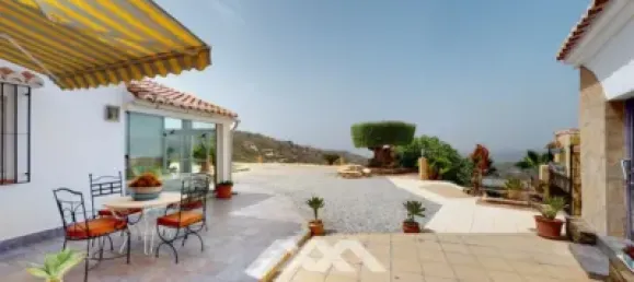 4 bedrooms Villa in Sayalonga, Spain No. 46001 31