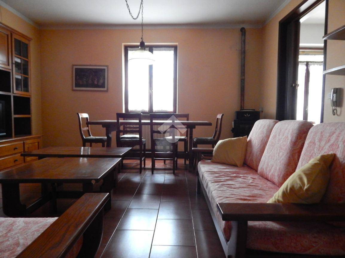 5 Schlafzimmer Haus in Isola Dovarese, Italy, Nr. 212862