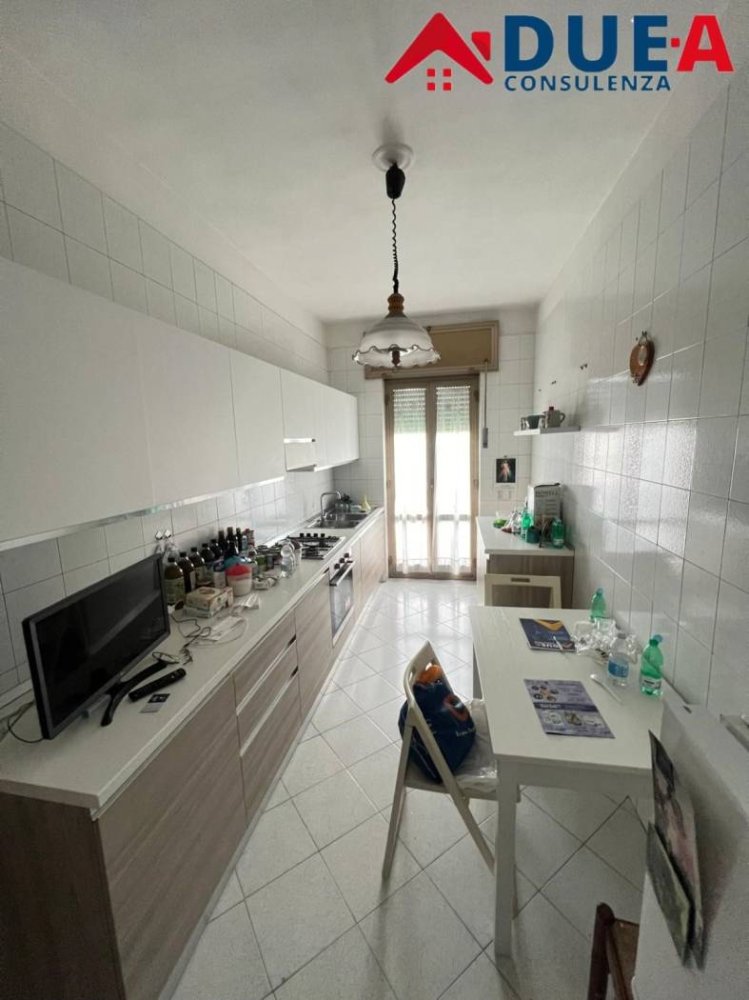 2 bedrooms Apartment in Naples, Italy No. 279301