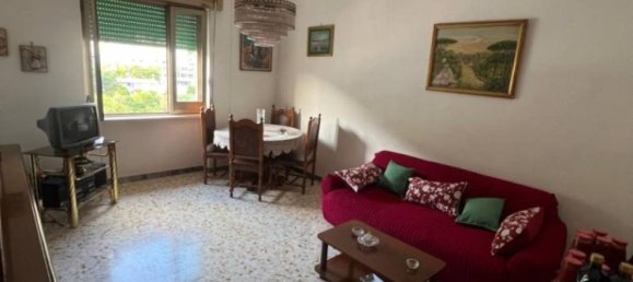 2 bedrooms Apartment in Naples, Italy No. 279301 3