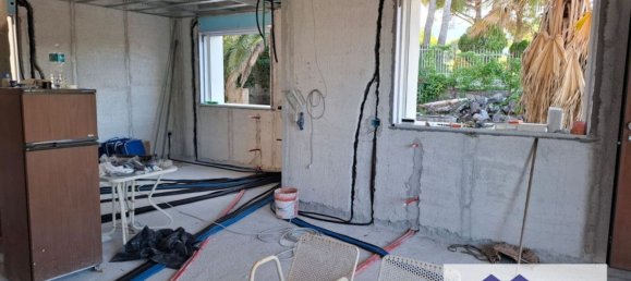 4-salle Villa à Monreale, Italy No. 299500 12