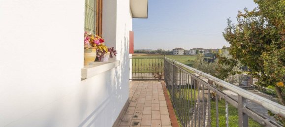 4 bedrooms Villa in Villaverla, Italy No. 219887 15