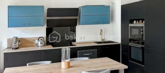 Квартира с 2 спальнями в Монтеврен, Франция № 324557 8