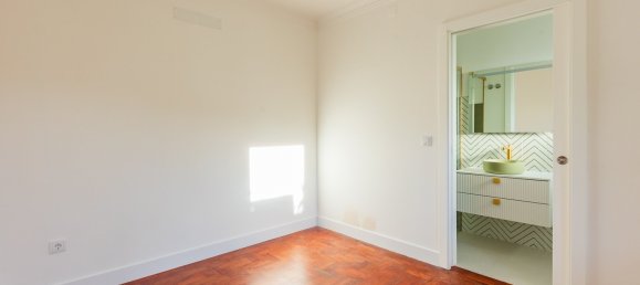 3 bedrooms Villa in Cascais, Portugal No. 96443 42