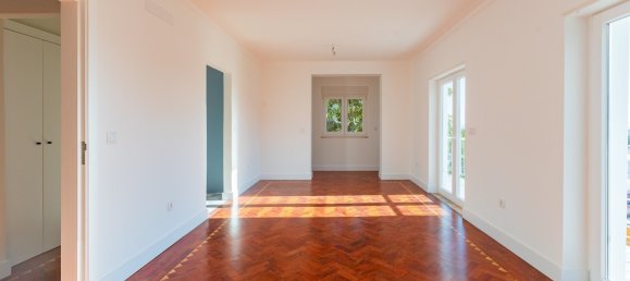 3 bedrooms Villa in Cascais, Portugal No. 96443 18