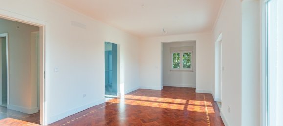 3 bedrooms Villa in Cascais, Portugal No. 96443 20