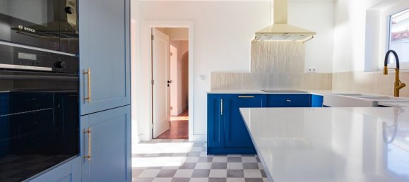 3 bedrooms Villa in Cascais, Portugal No. 96443 13