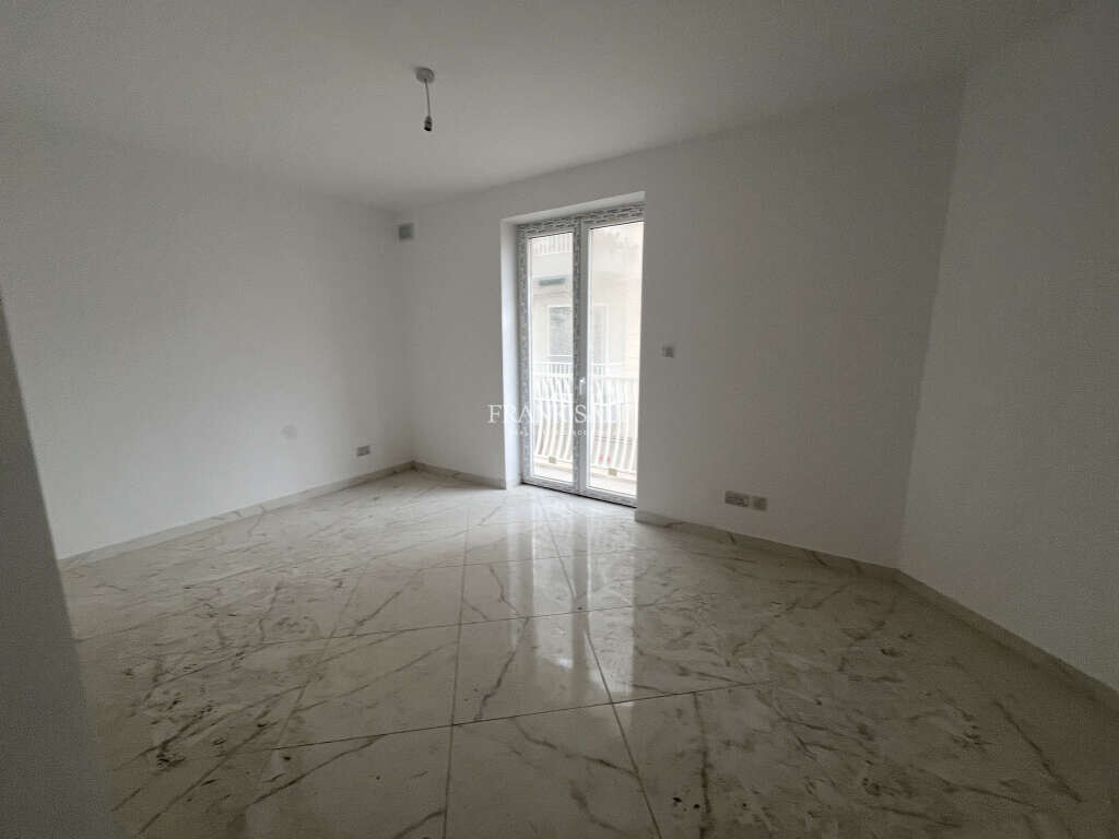 11 bedrooms Apartment in Rabat, Malta No. 10600