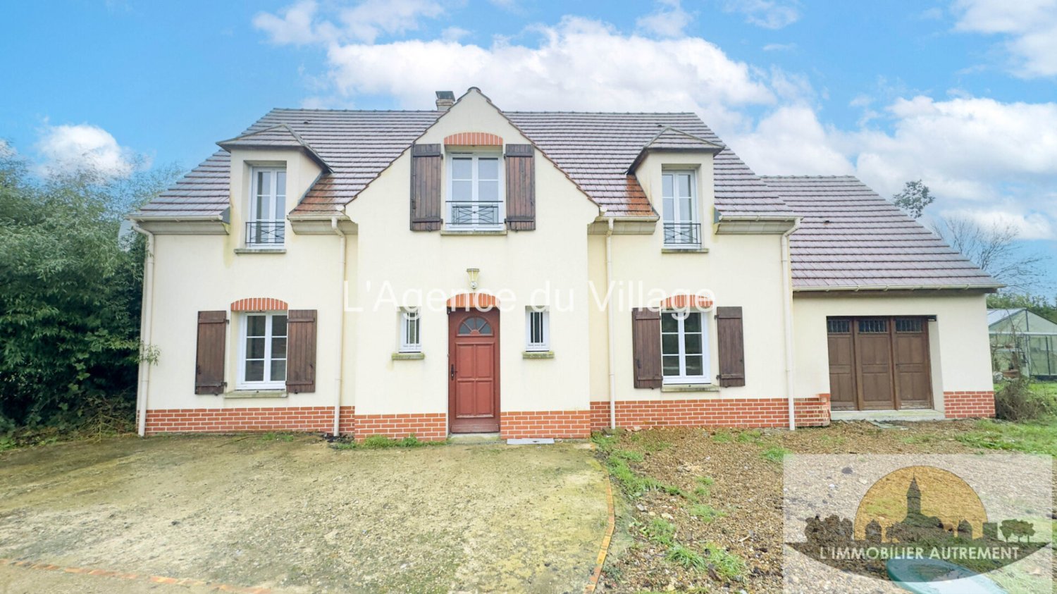 4 bedrooms House in Auneuil, France No. 103439