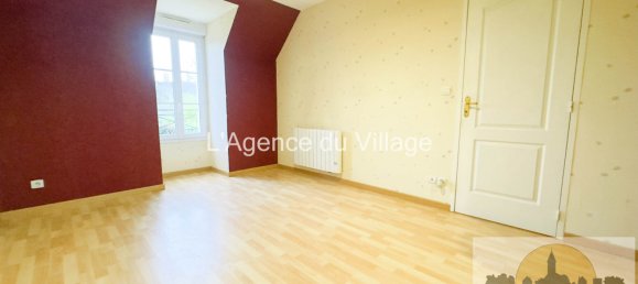 4 bedrooms House in Auneuil, France No. 103439 6