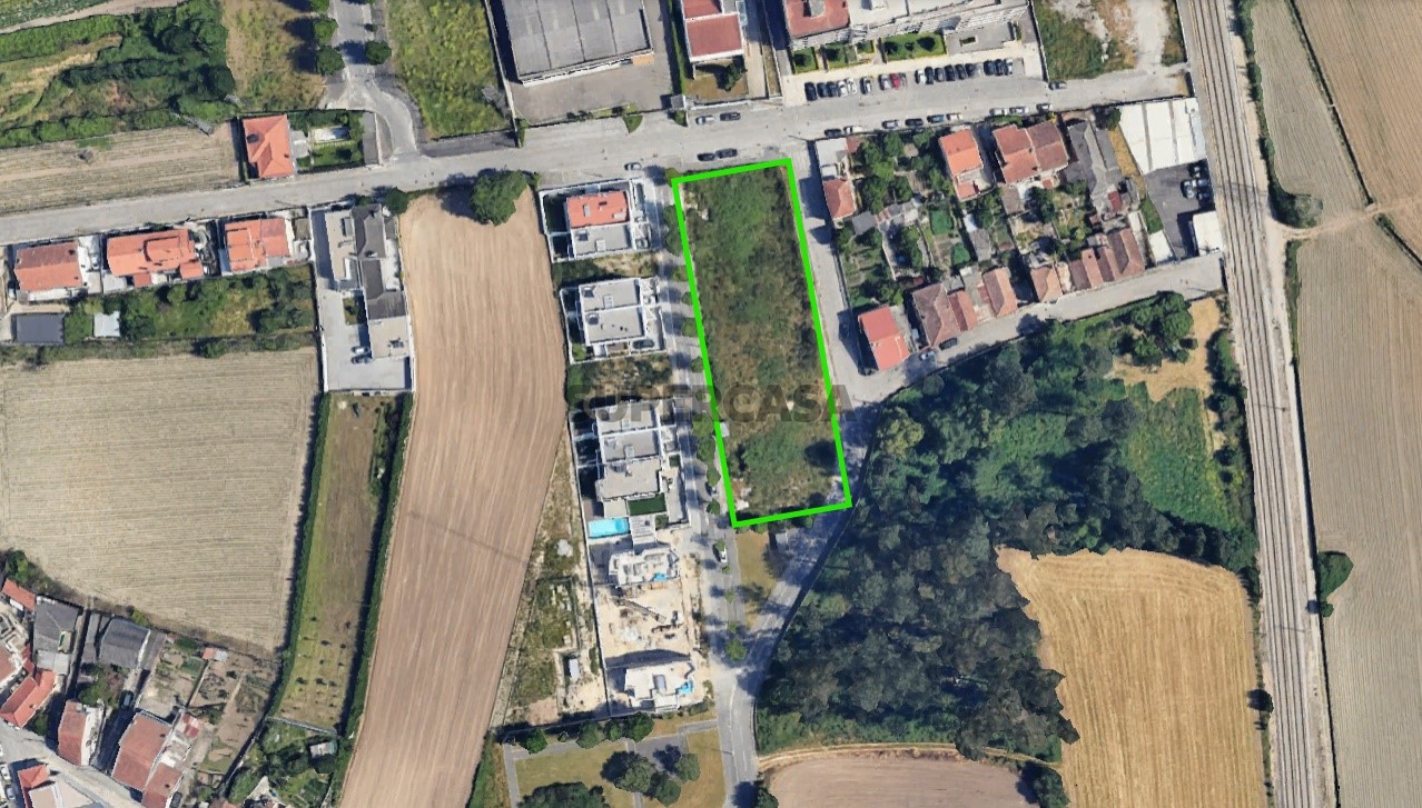  قطعة أرض في Maia, Portugal 5757متر مربع رقم 252556