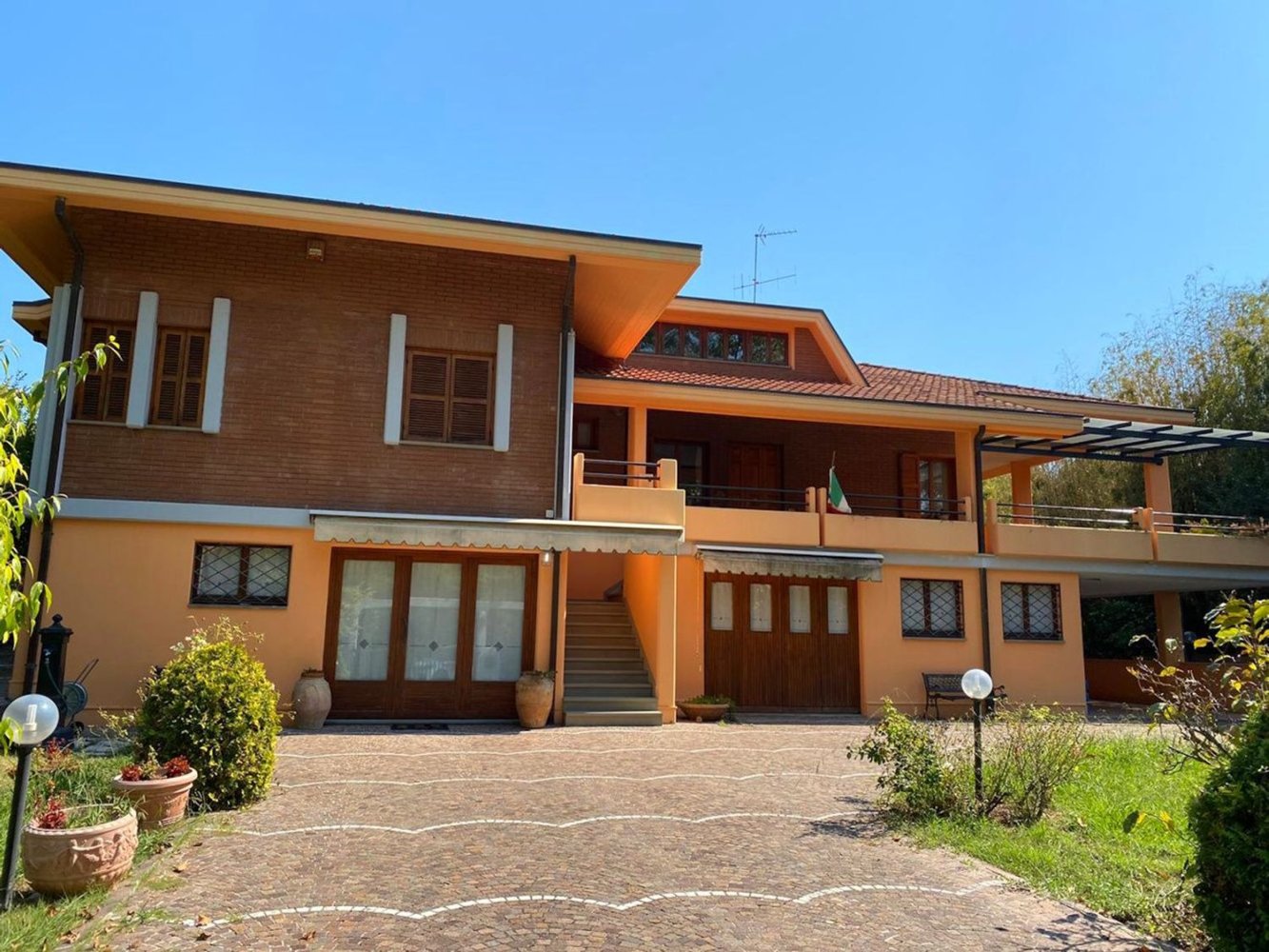 12غرفة فيلا في Pesaro, Italy رقم 172365