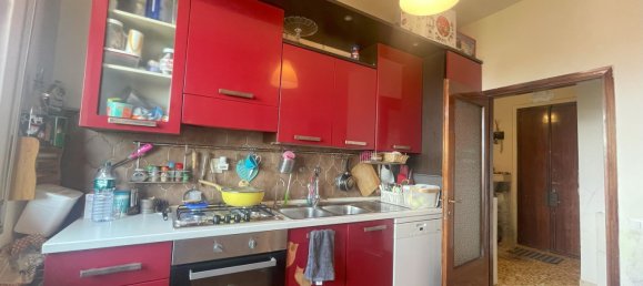 3 rooms Apartment in Prato, Italy No. 261333 10