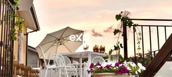 14 bedrooms Villa in Petacciato, Italy No. 297774 4