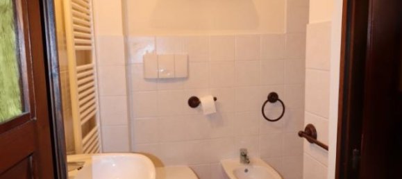 2 rooms Apartment in Laterina Pergine Valdarno, Italy No. 232050 4