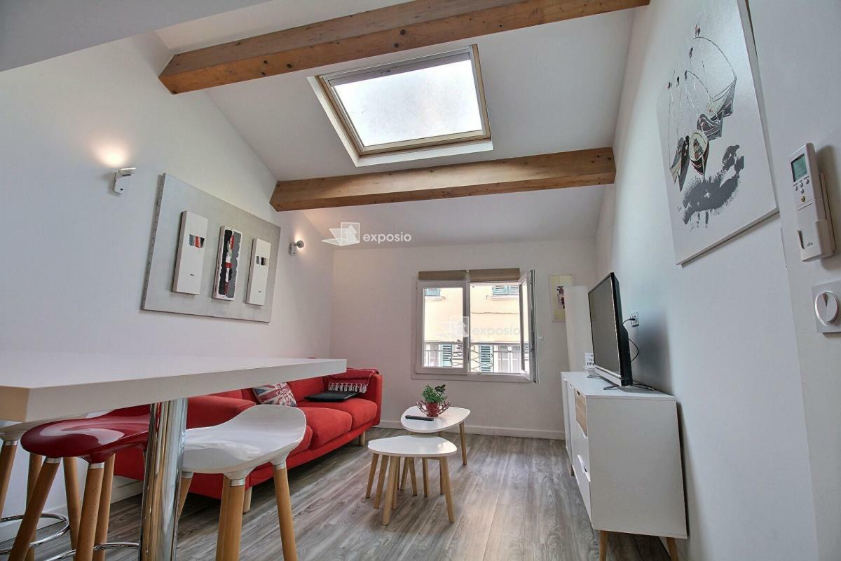 2 bedrooms Apartment in Sanary-sur-Mer, France No. 287838