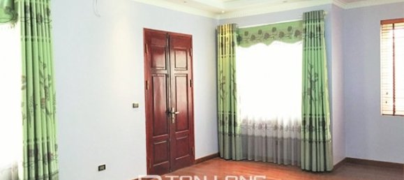 4 bedrooms Villa in Long Bien, Vietnam No. 3390 11