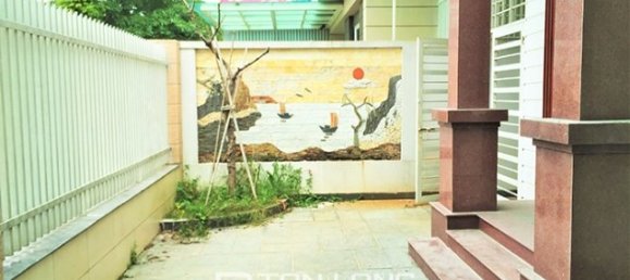 4 bedrooms Villa in Long Bien, Vietnam No. 3390 2