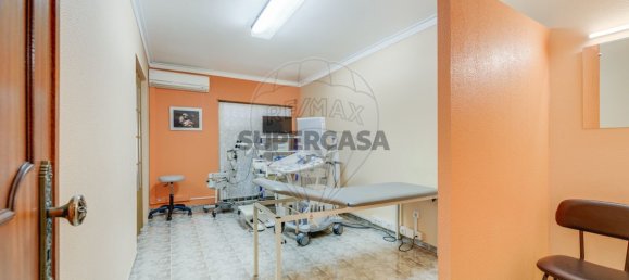 4 غرف نوم شقة في Barreiro, Portugal رقم 284657 11