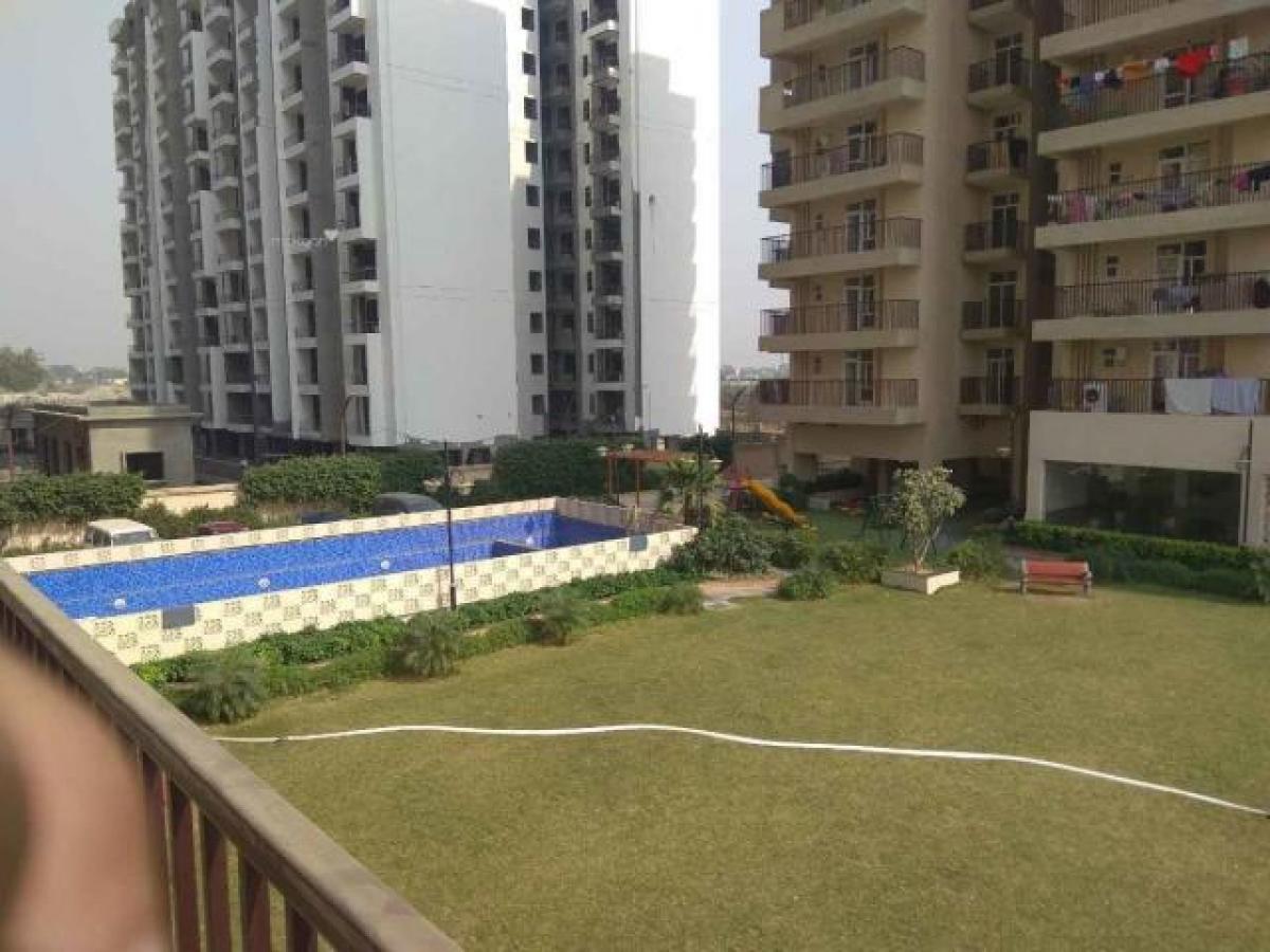 2 bedrooms House in Noida, India No. 65114