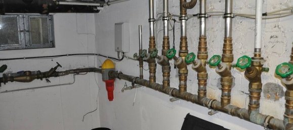 Edifício em Duisburg, Germany 1325 m² N.º 49682 12