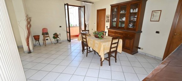 290m² Office in Ascoli Piceno, Italy No. 71630 10