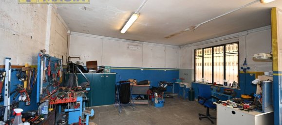 290m² Office in Ascoli Piceno, Italy No. 71630 18